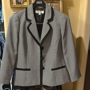 Jones Studio Black and White Women's Jacket